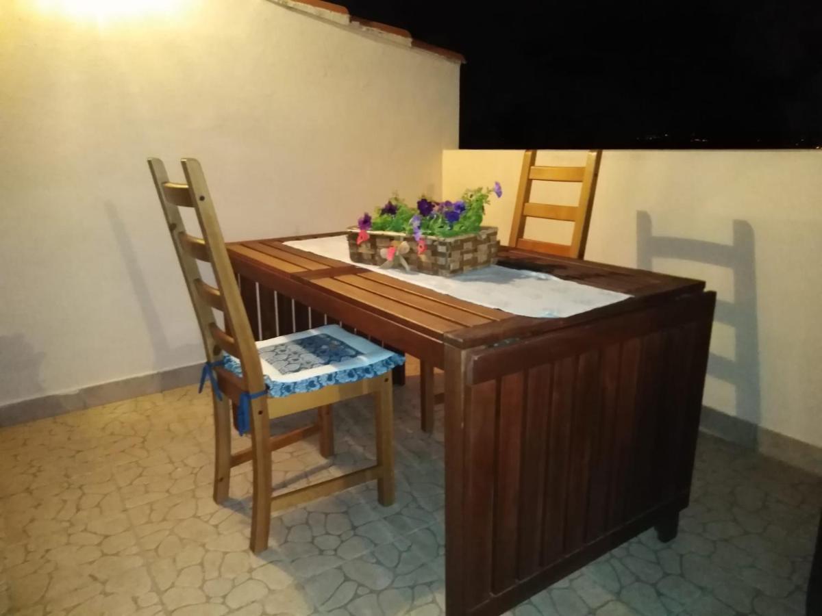 Villa Panoramica Immersa Nel Verde Porto Pino Bagian luar foto